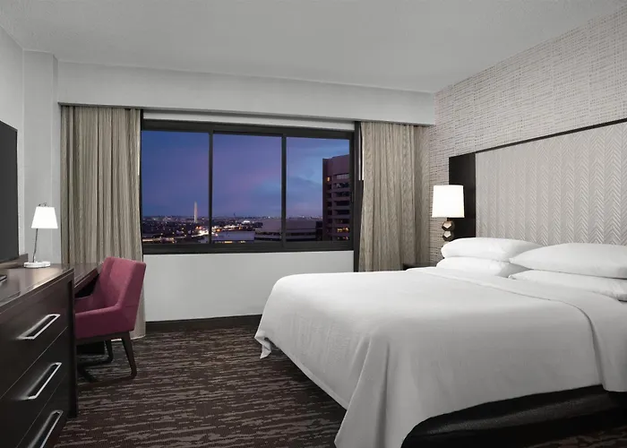 Embassy Suites By Hilton Crystal City National Airport Arlington