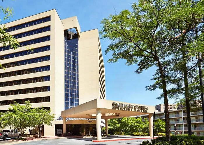Embassy Suites By Hilton Crystal City National Airport Arlington